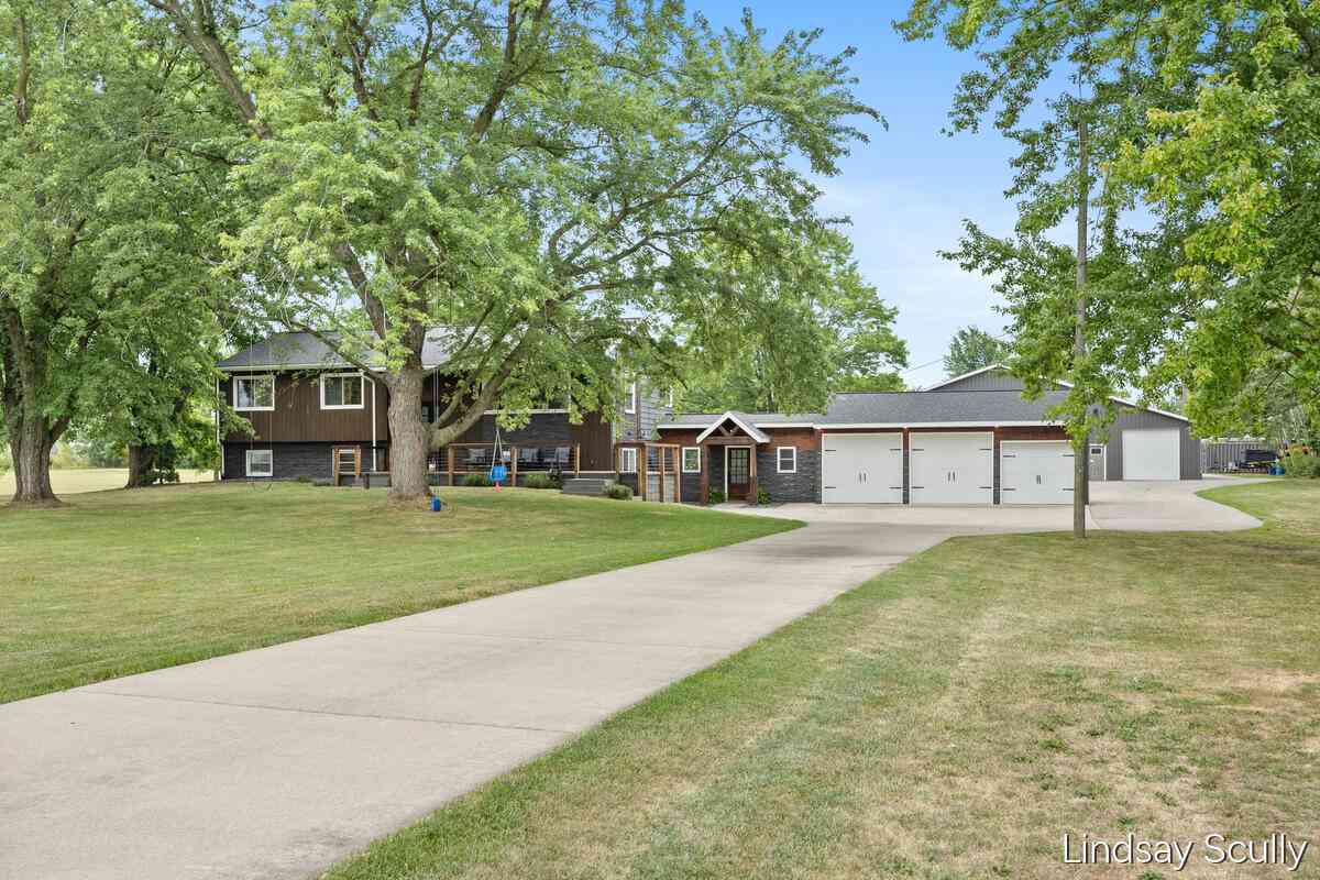 Homes For Sale - 3128 Greenly Street<br/> Hudsonville, MI 49426