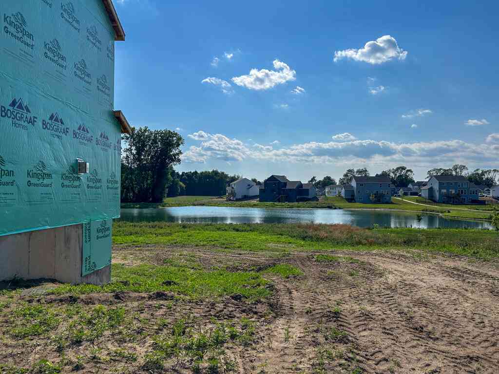 Homes For Sale - 10693 56th Avenue<br/> Allendale, MI 49401
