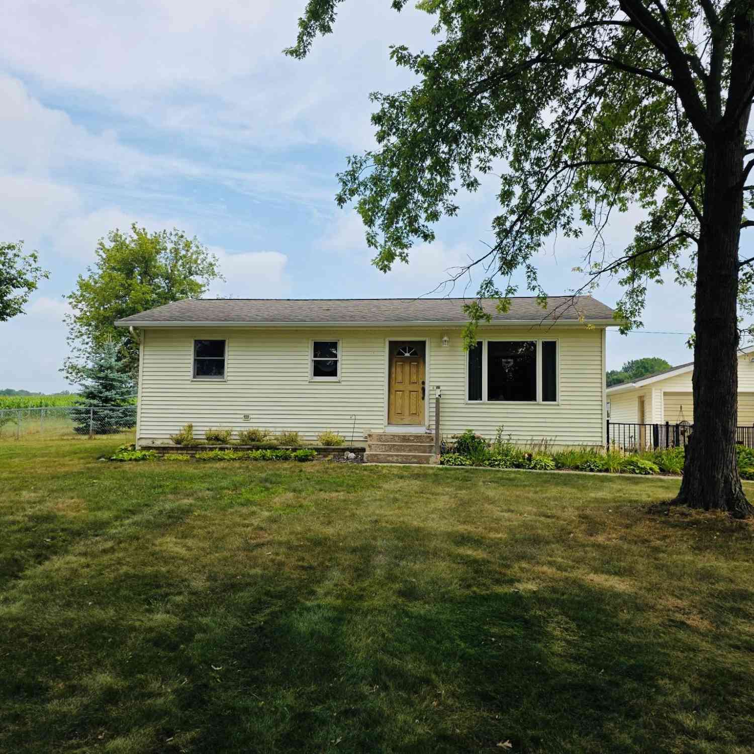 Homes For Sale - 2007 135th Avenue<br/> Hopkins, MI 49328