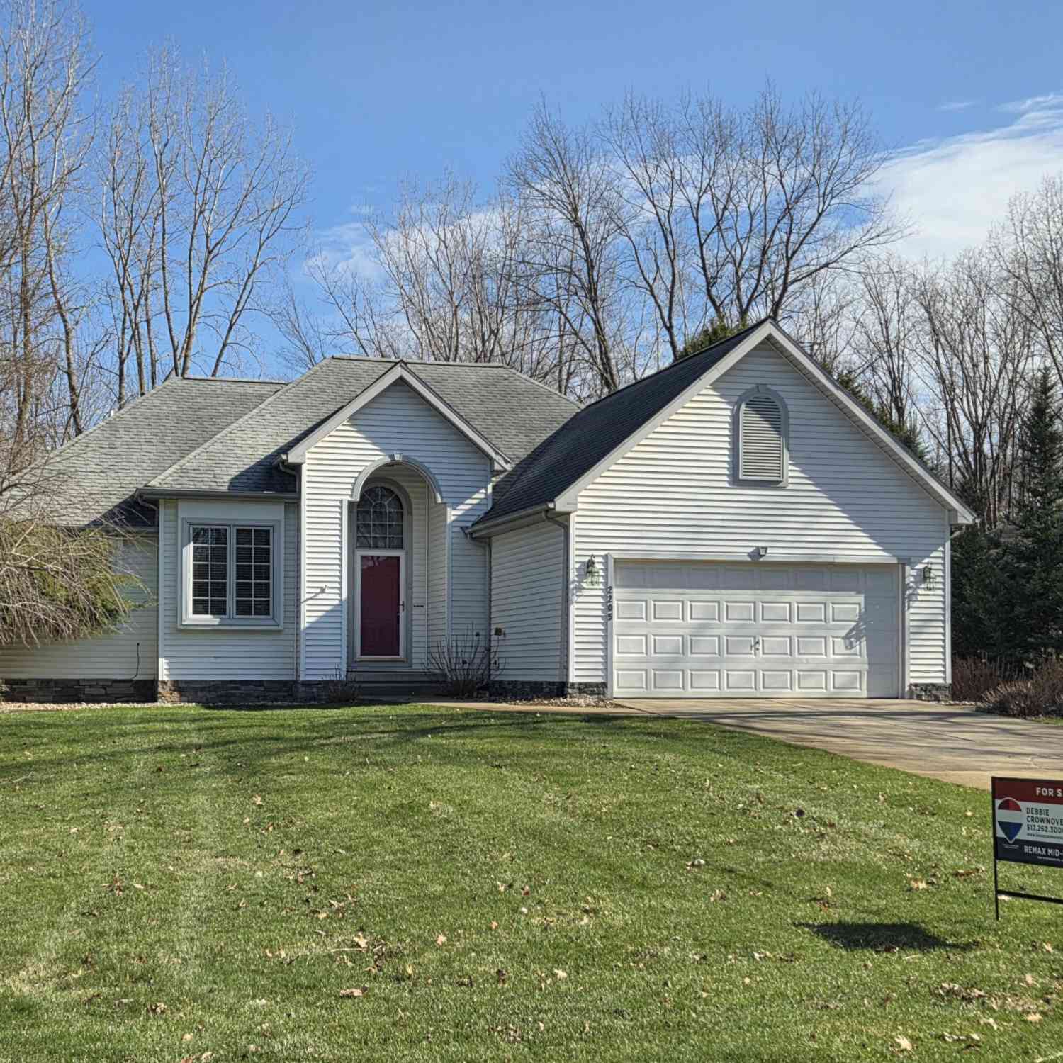 Condo For Sale - 2205 Lake Wood Drive<br/> Jackson, MI 49203