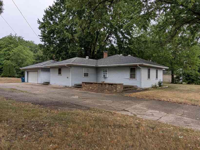Homes For Sale - 4045 S Dangl Road<br/> Muskegon, MI 49444