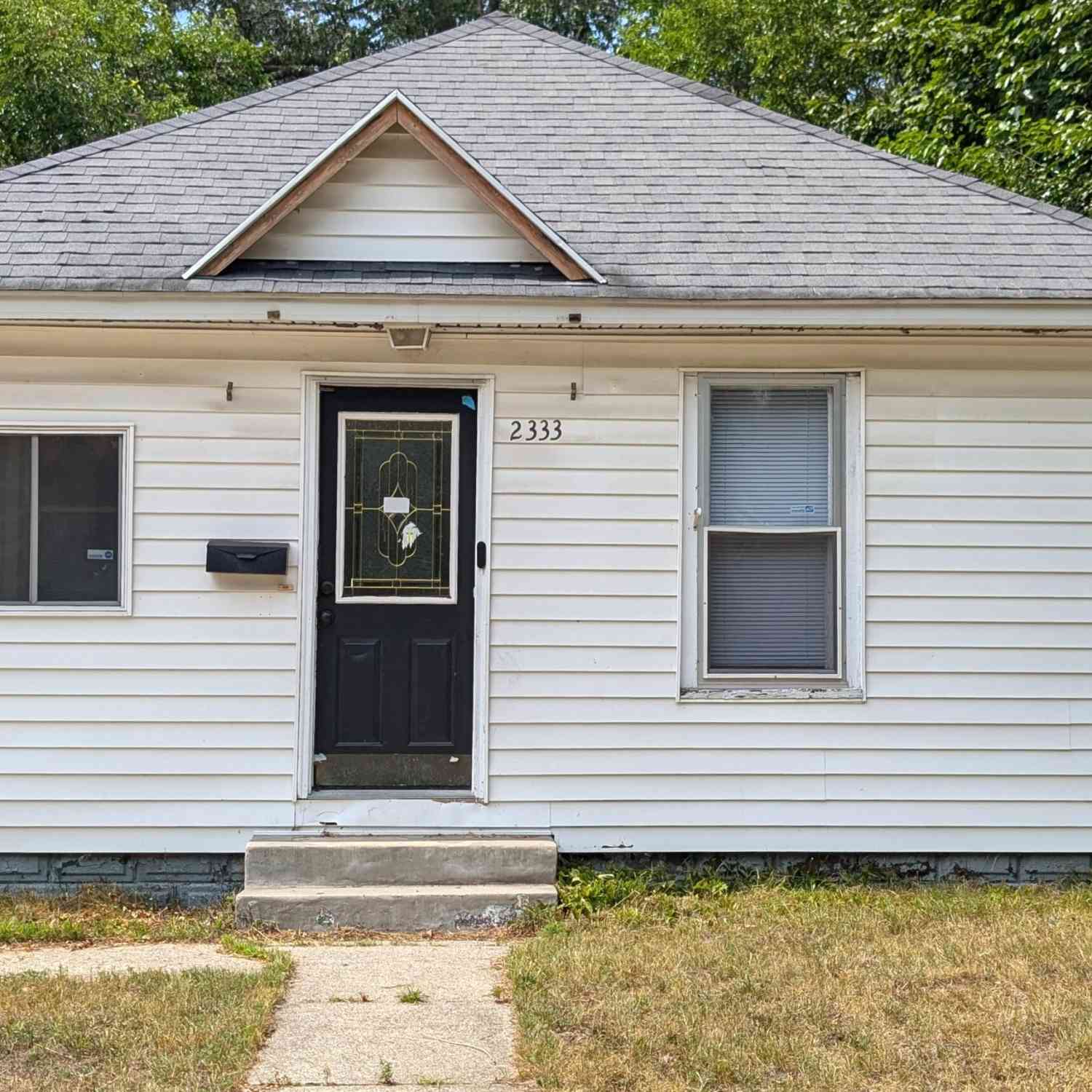 Homes For Sale - 2333 Leahy Street<br/> Muskegon, MI 49444