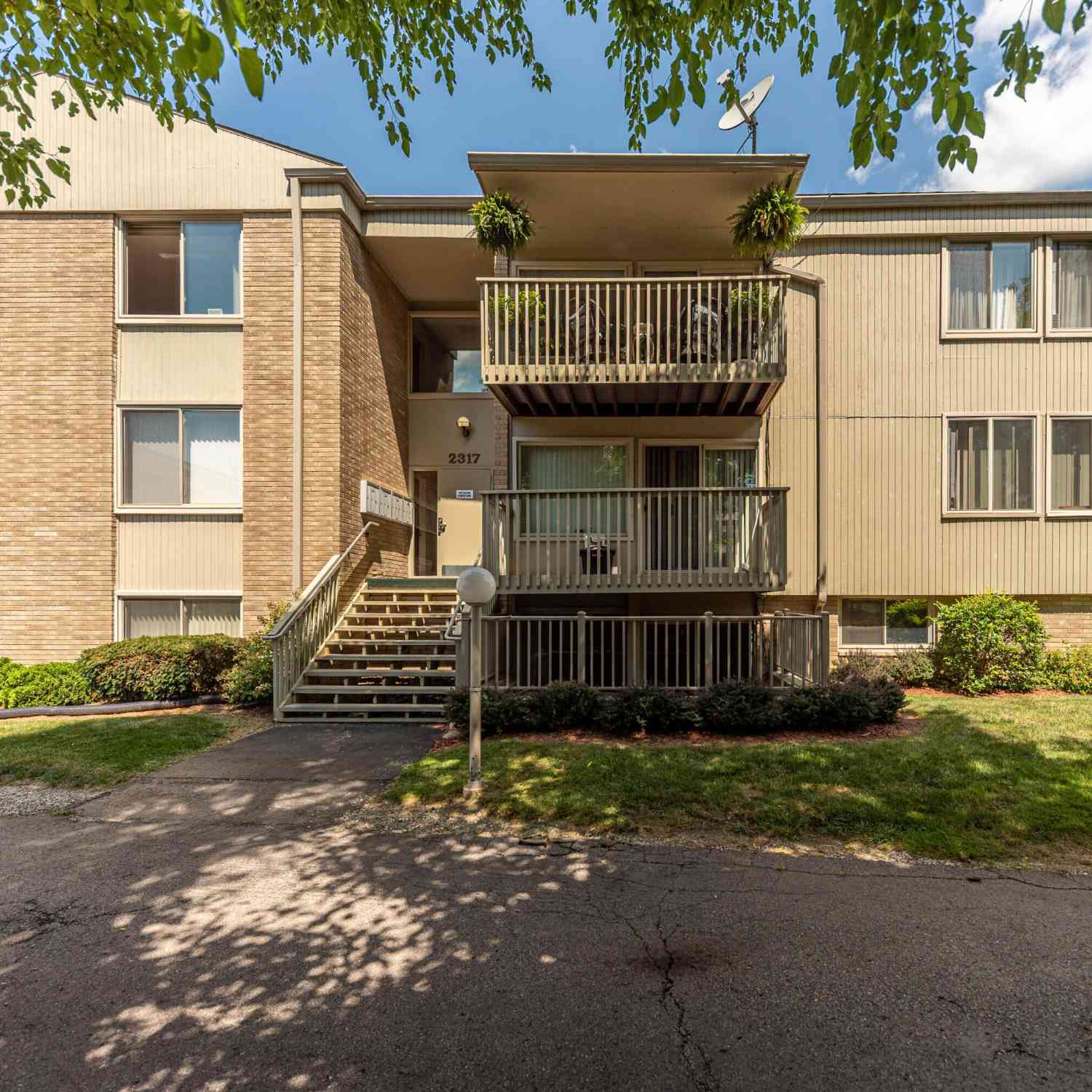 Condo For Sale - 2317 Packard Street #B104<br/> Ann Arbor, MI 48104