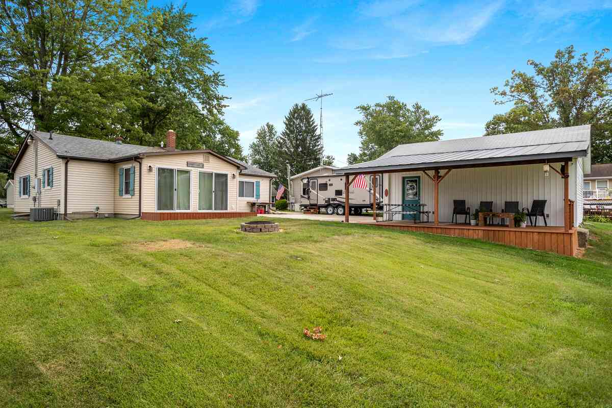 Homes For Sale - 418 W Russell Drive<br/> Branch County, Coldwater, MI 49036