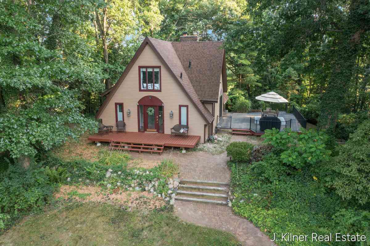 Homes For Sale - 24865 44th Avenue<br/> Van Buren County, Mattawan, MI 49071