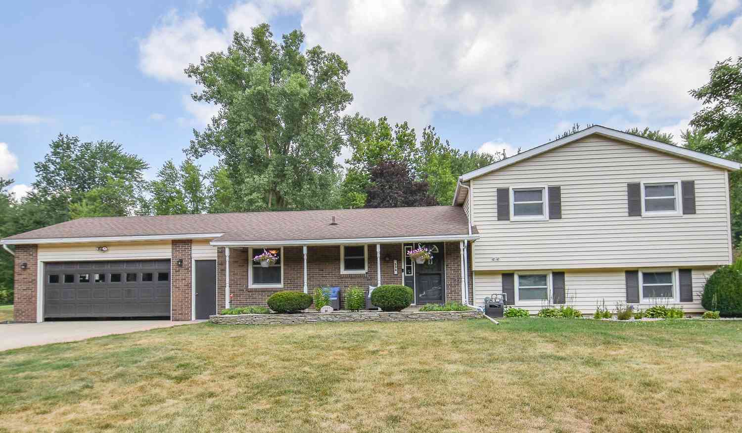 Homes For Sale - 536 Schaeffer Drive<br/> Branch County, Coldwater, MI 49036