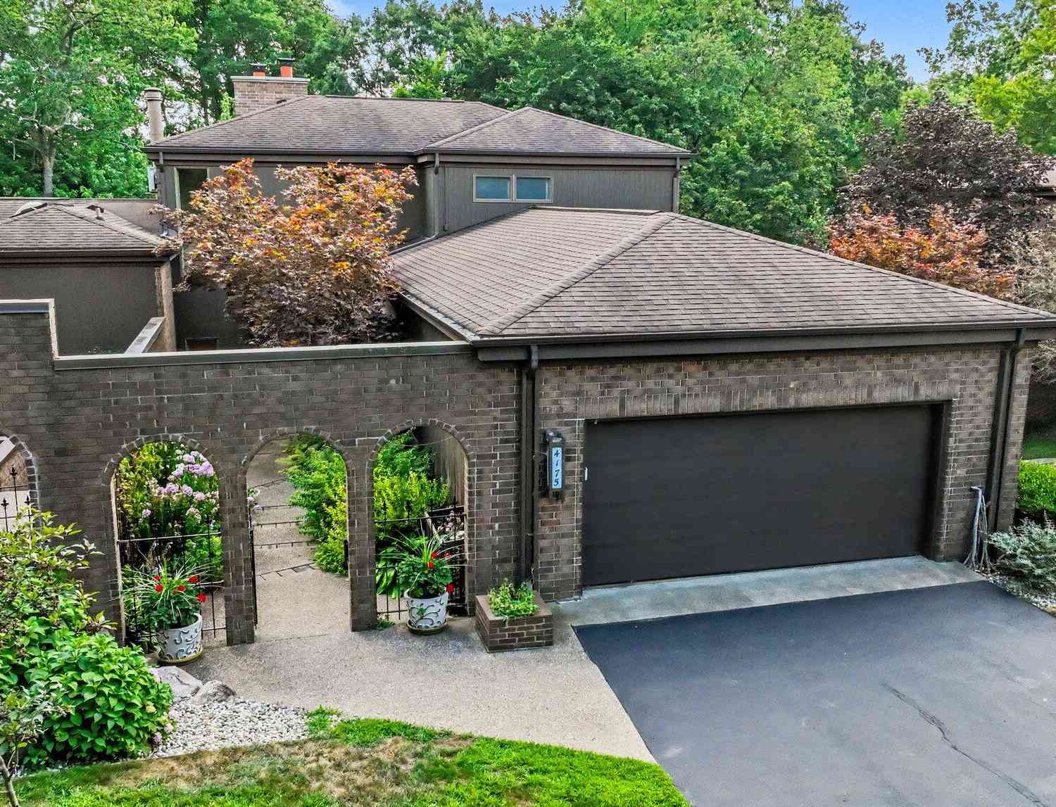 Condo For Sale - 4175 Lake Terrace Drive<br/> Kalamazoo County, Kalamazoo, MI 49008