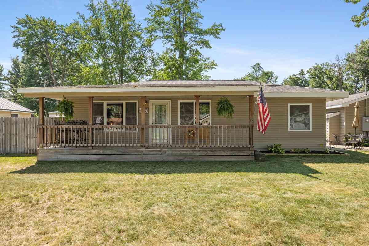Homes For Sale - 1655 S Camp Avenue<br/> White Cloud, MI 49349