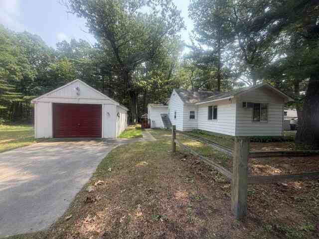 Homes For Sale - 1709 Pine Street<br/> Newaygo County, Newaygo, MI 49337