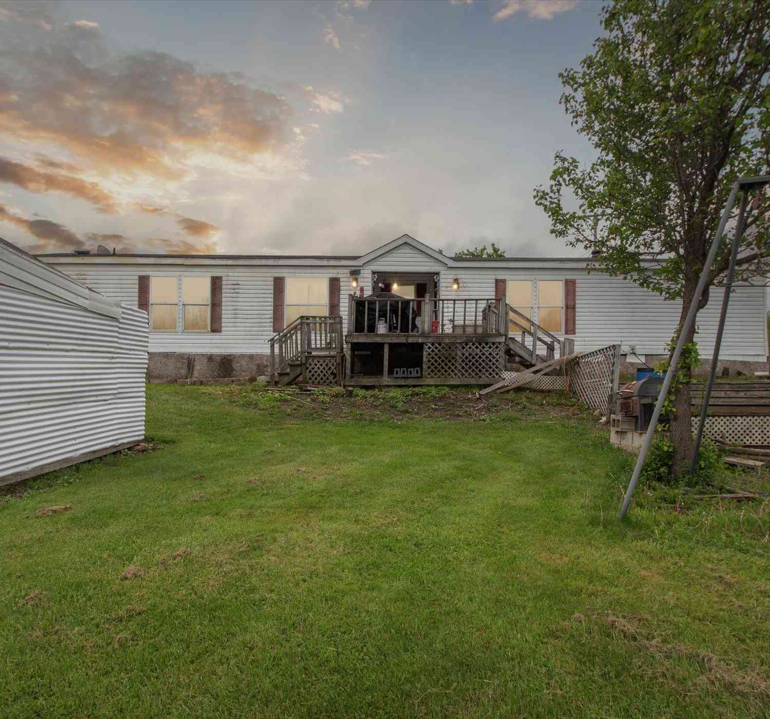 Mobile Home For Sale - 15250 142nd Avenue<br/> Big Rapids, MI 49307