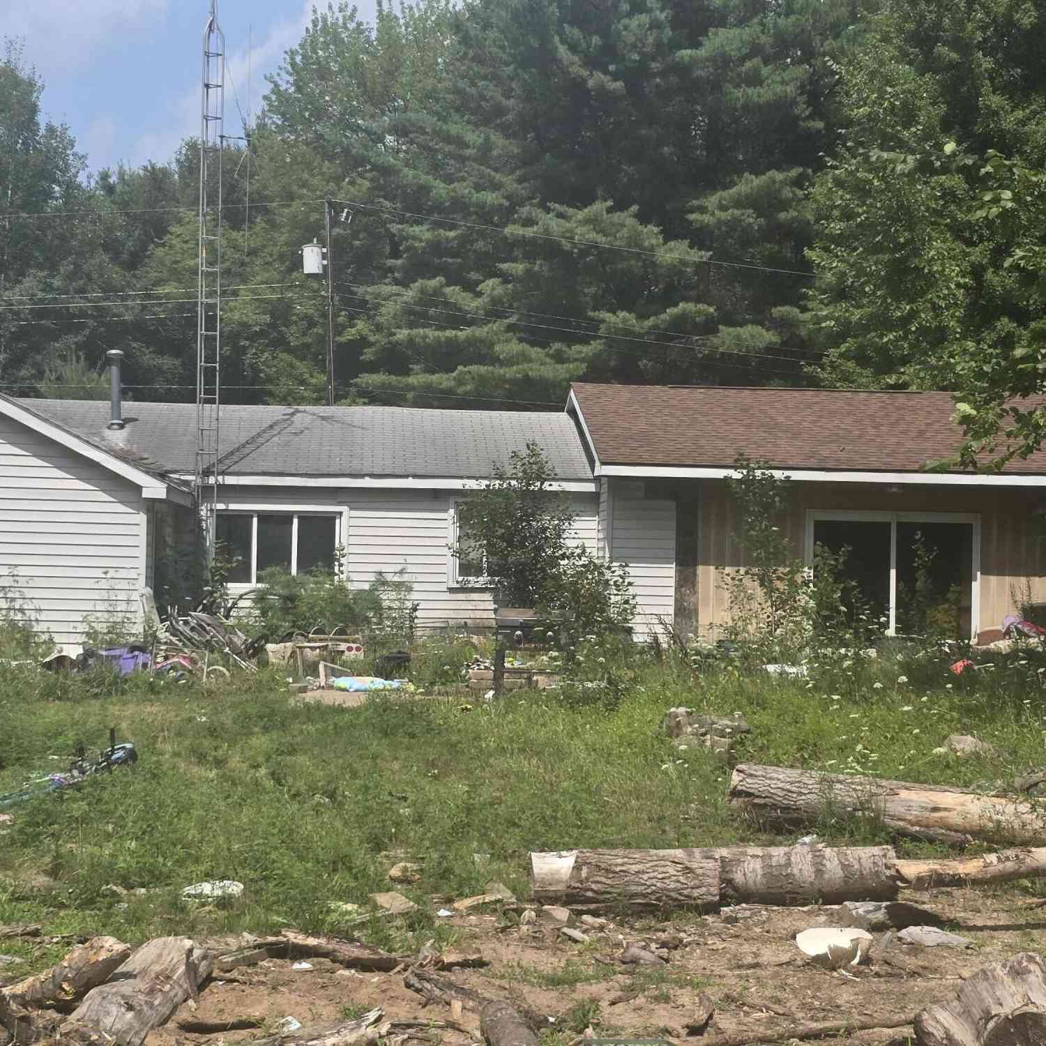 Homes For Sale - 317 Oak Street<br/> Gladwin, MI 48624