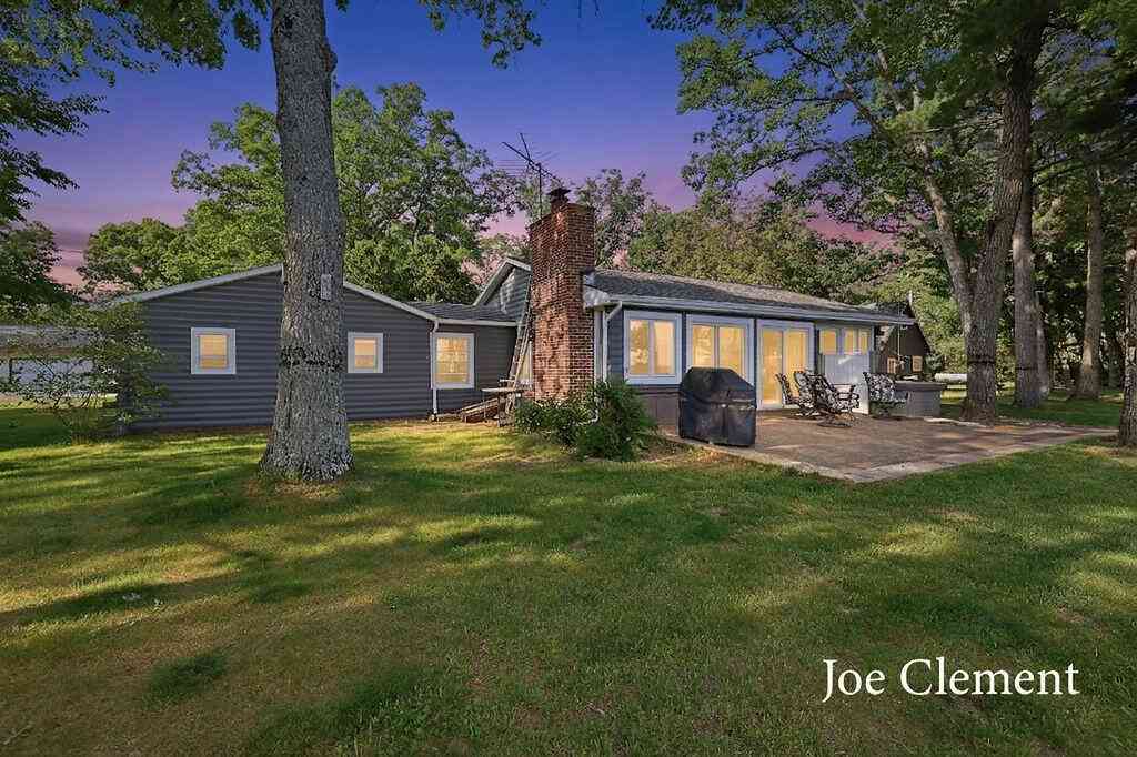 Homes For Sale - 5708 E 52nd Street<br/> Newaygo, MI 49337