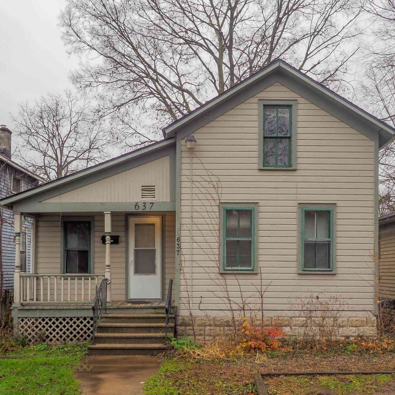 Homes For Sale - 637 Davis Street<br/> Kalamazoo County, Kalamazoo, MI 49007