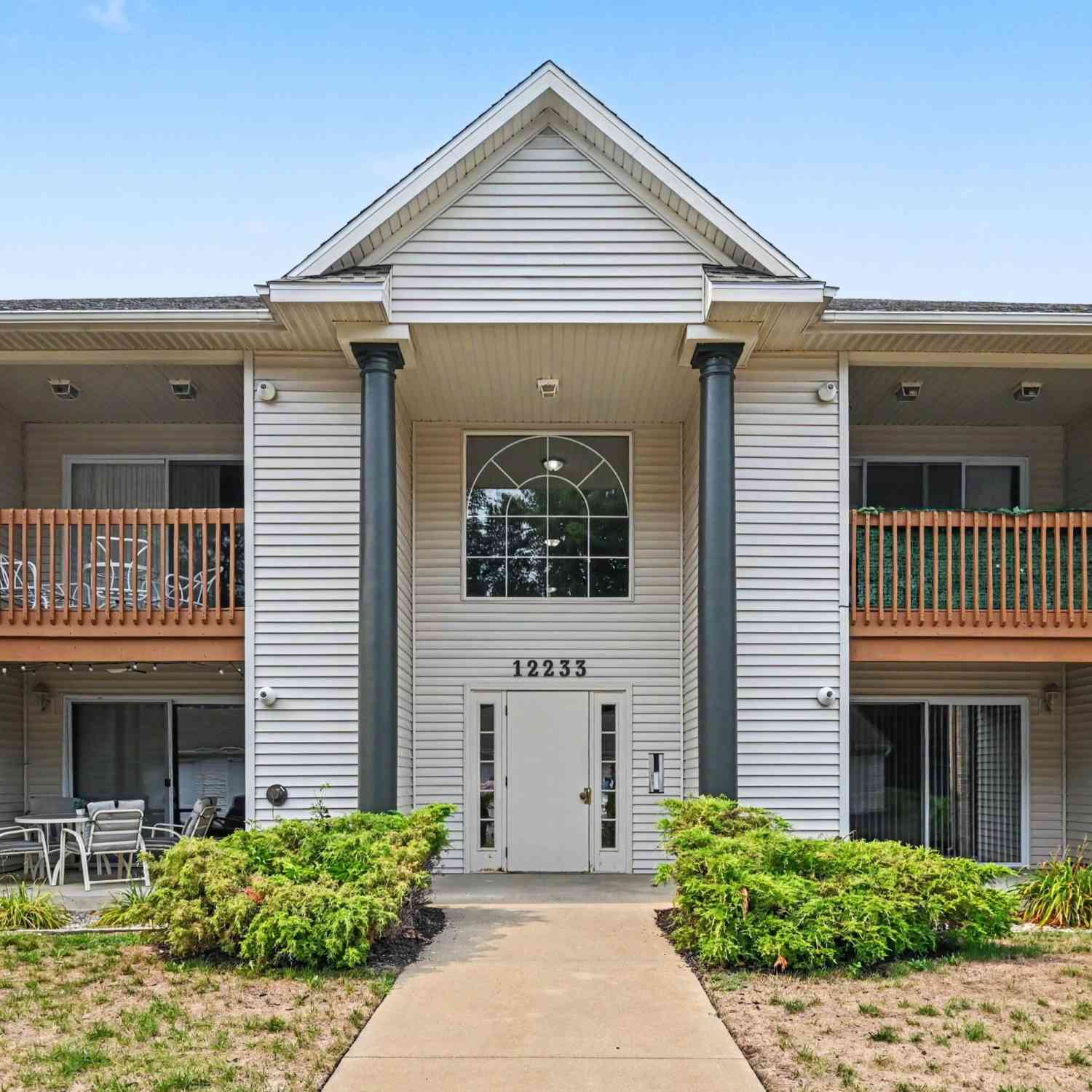 Condo For Sale - 12233 S Crystal Waters Drive #7<br/> Holland, MI 49424