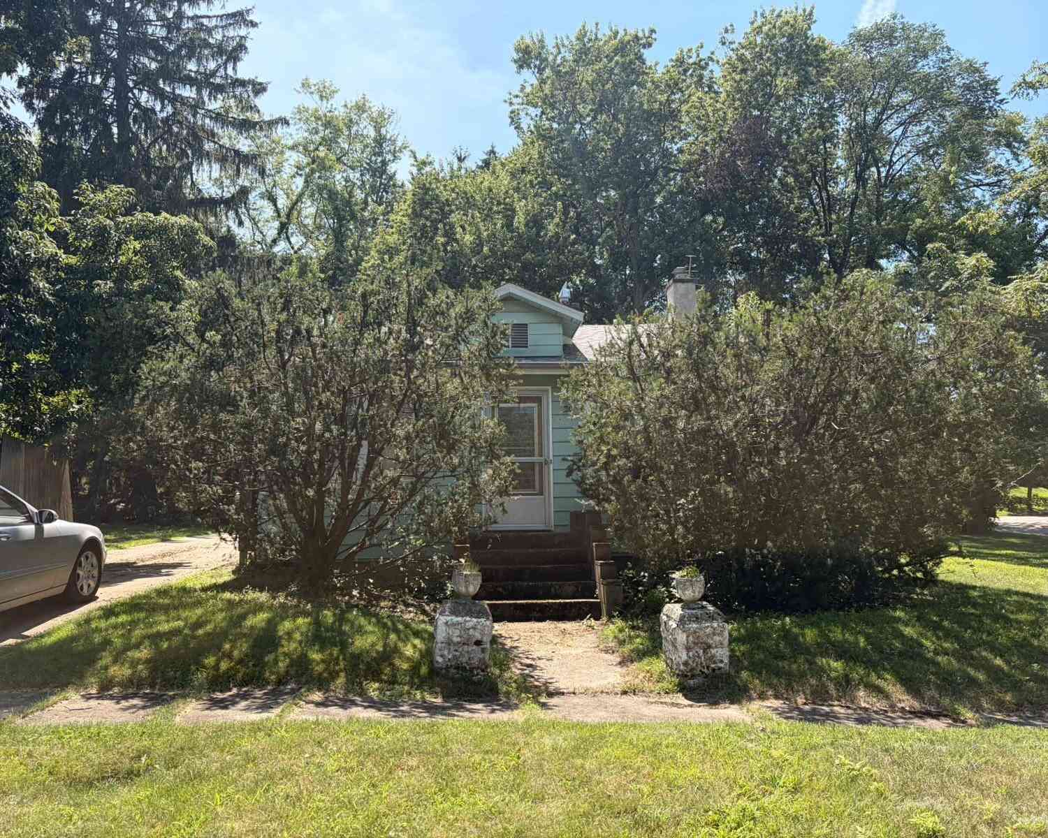 Homes For Sale - 20 S Bronson Street<br/> New Buffalo, MI 49117