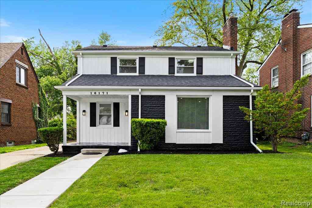Homes For Sale - 16171 Glastonbury Road<br/> Detroit, MI 48219