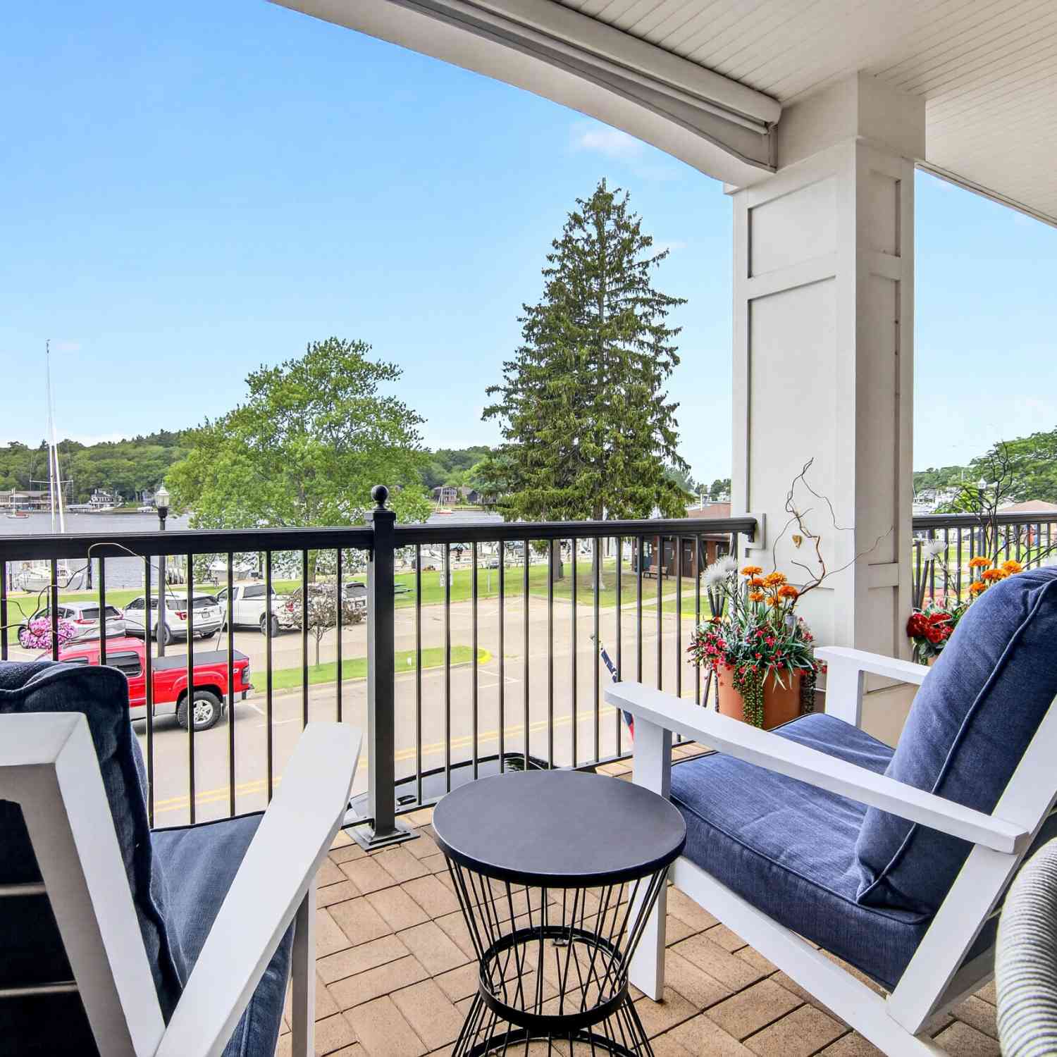 Condo For Sale - 560 S Hancock Street #12<br/> Oceana County, Pentwater, MI 49449