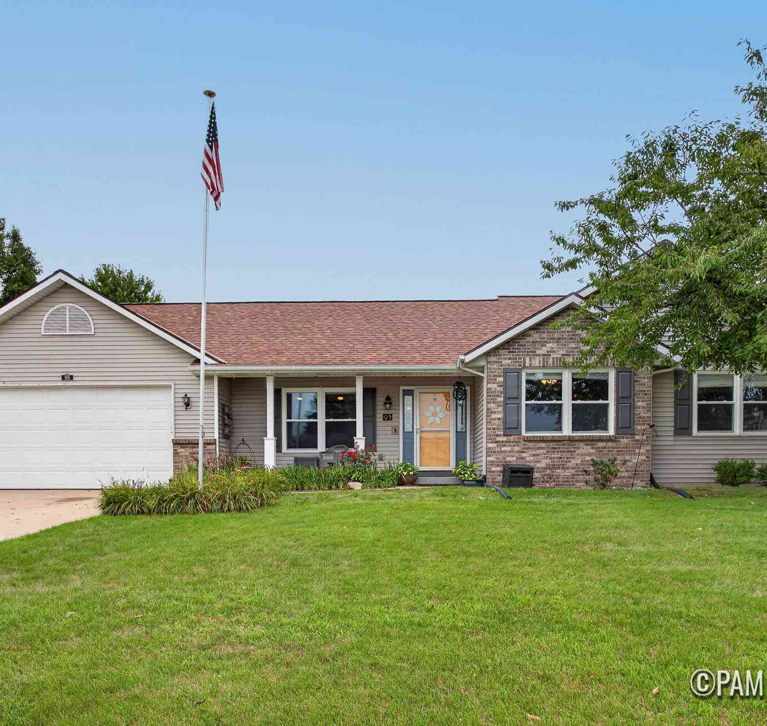 Homes For Sale - 95 Windflower Street<br/> Kent County, Comstock Park, MI 49321