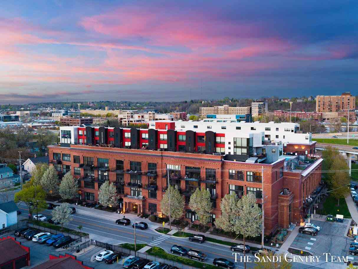 Condo For Sale - 600 Broadway Avenue #230<br/> Grand Rapids, MI 49504