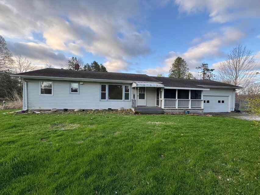Homes For Sale - 3334 W Glendora Road<br/> Berrien County, Three Oaks, MI 49128