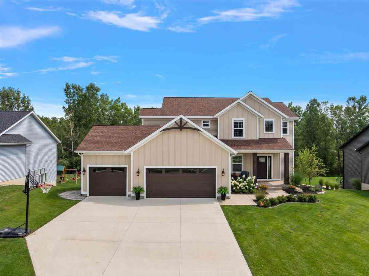 Homes For Sale - 7160 Sugar Maple Drive<br/> Hudsonville, MI 49426