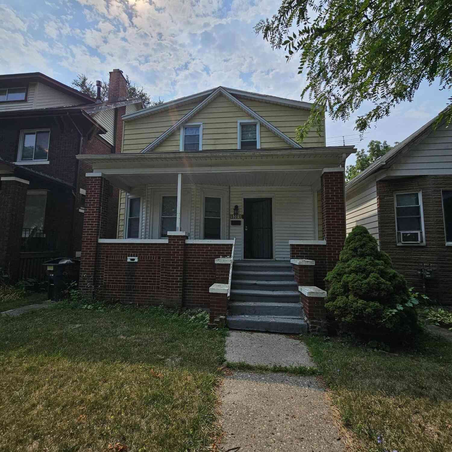 Homes For Sale - 5301 Oregon Street<br/> Detroit, MI 48204