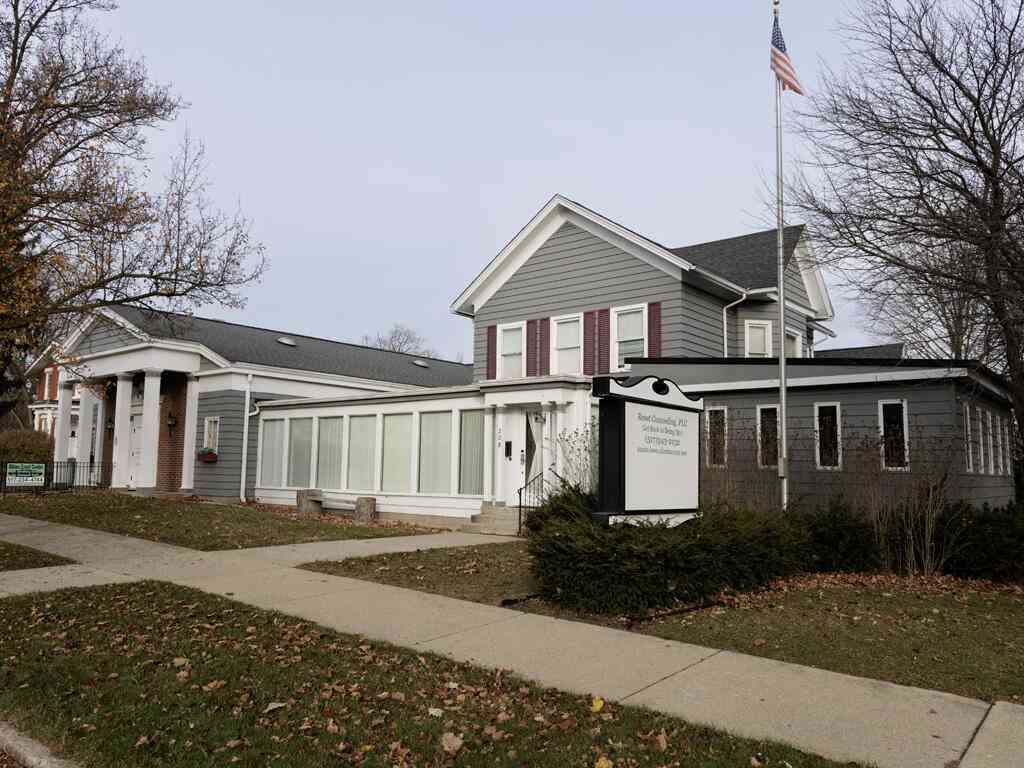 Homes For Sale - 208 W Erie Street<br/> Calhoun County, Albion, MI 49224