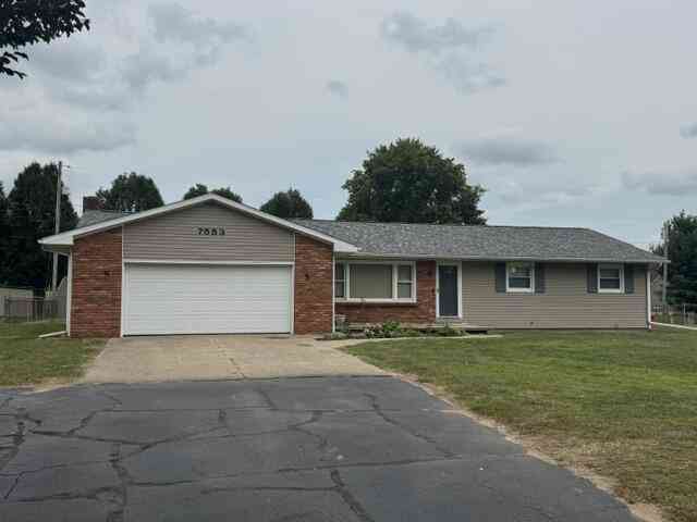 Homes For Sale - 7553 Napoleon Road<br/> Jackson, MI 49201