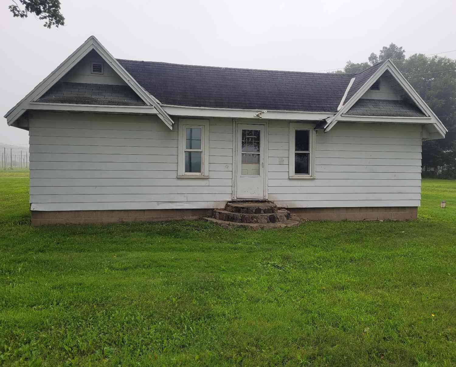 Homes For Sale - 37646 Paw Paw Road<br/> Paw Paw, MI 49079