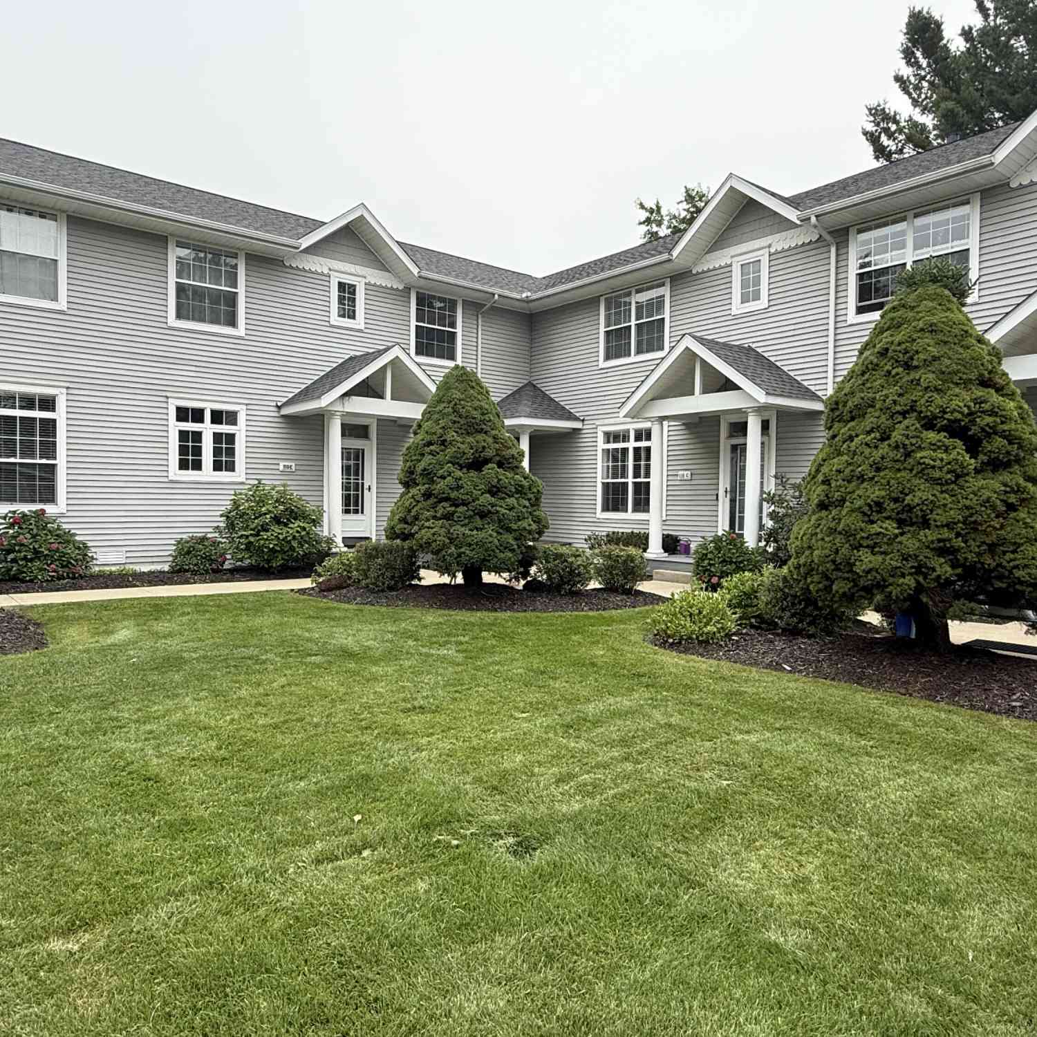 Condo For Sale - 110 N Washington Street #E<br/> Douglas, MI 49406