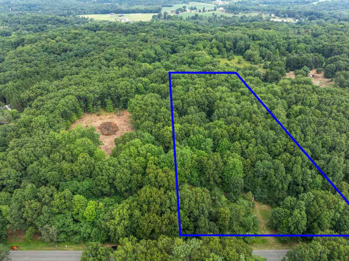 Vacant Land For Sale - 13271 NE Beckwith Drive Drive<br/> Lowell, MI 49331