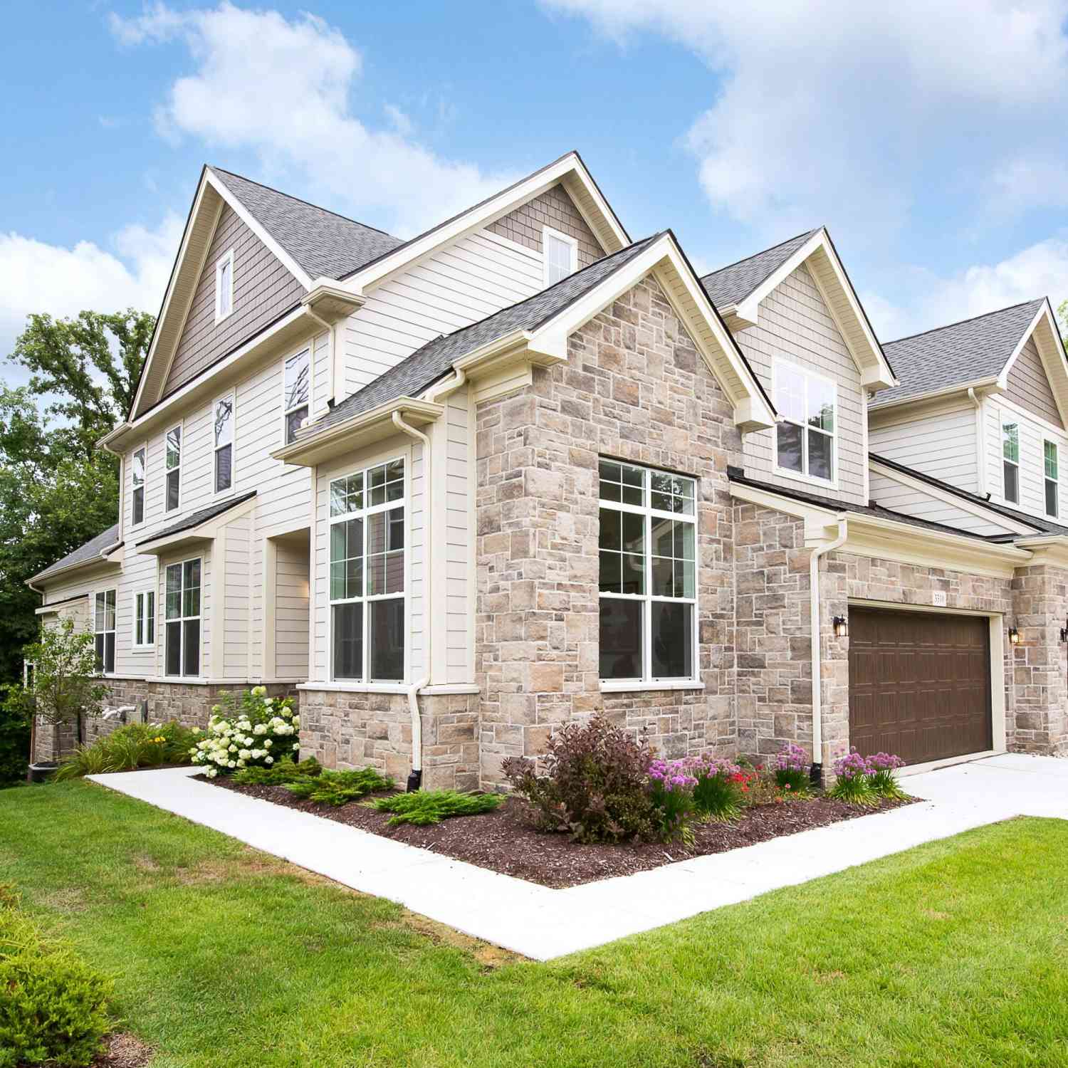 Condo For Sale - 3310 Sunton Road<br/> Ann Arbor, MI 48105