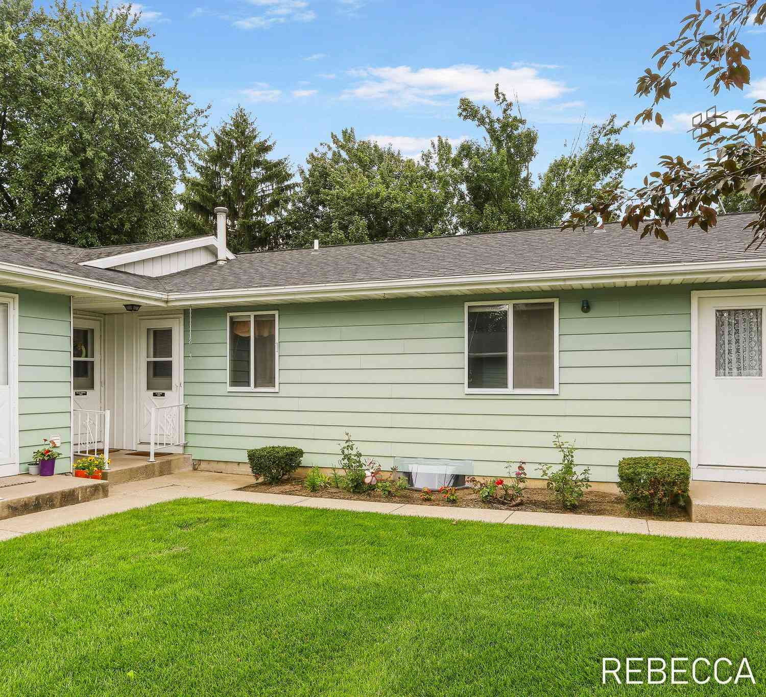 Condo For Sale - 5692 Leisure S Drive<br/> Grand Rapids, MI 49548