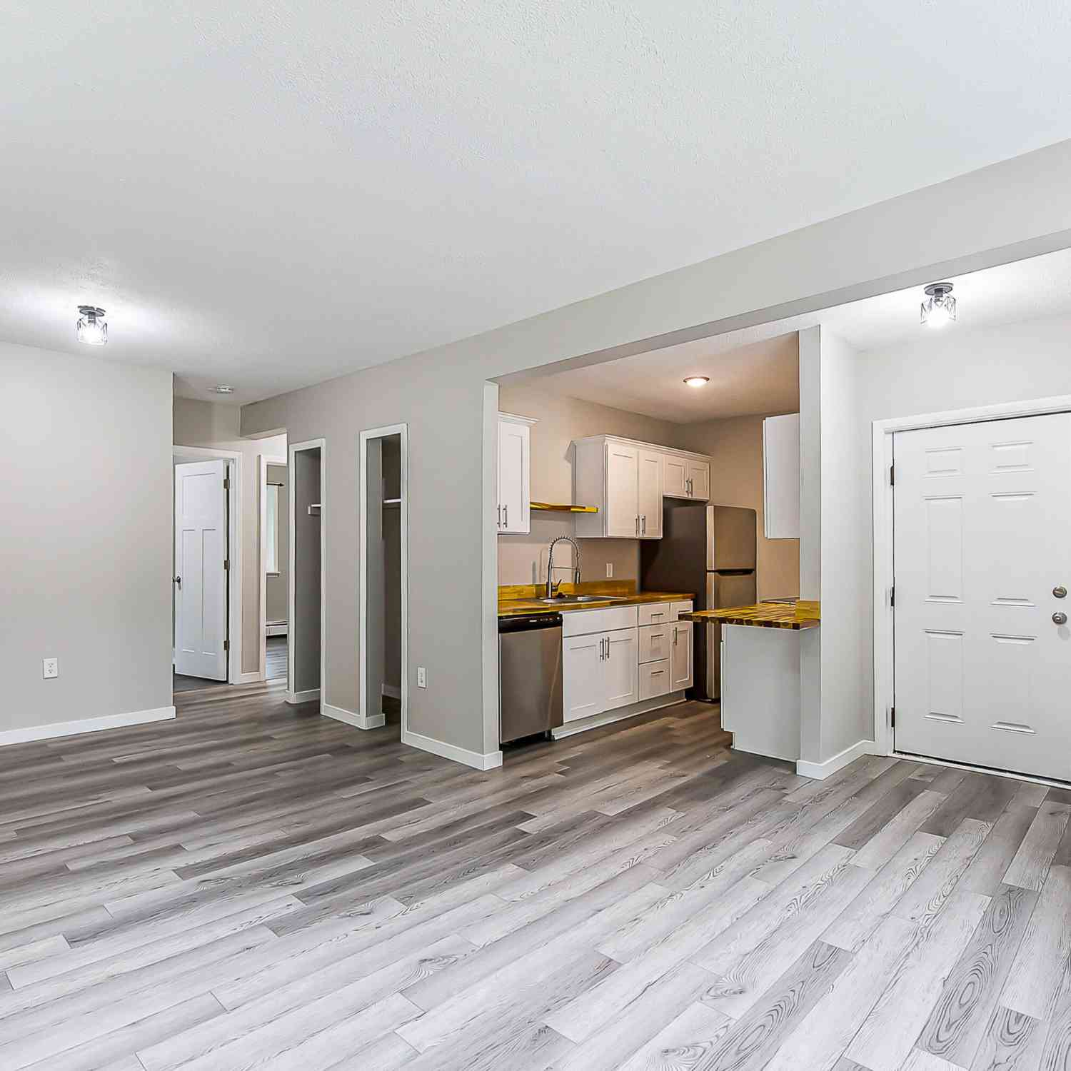 Apartment For Rent - 9275 Brookside Drive #H<br/> Whitmore Lake, MI 48189
