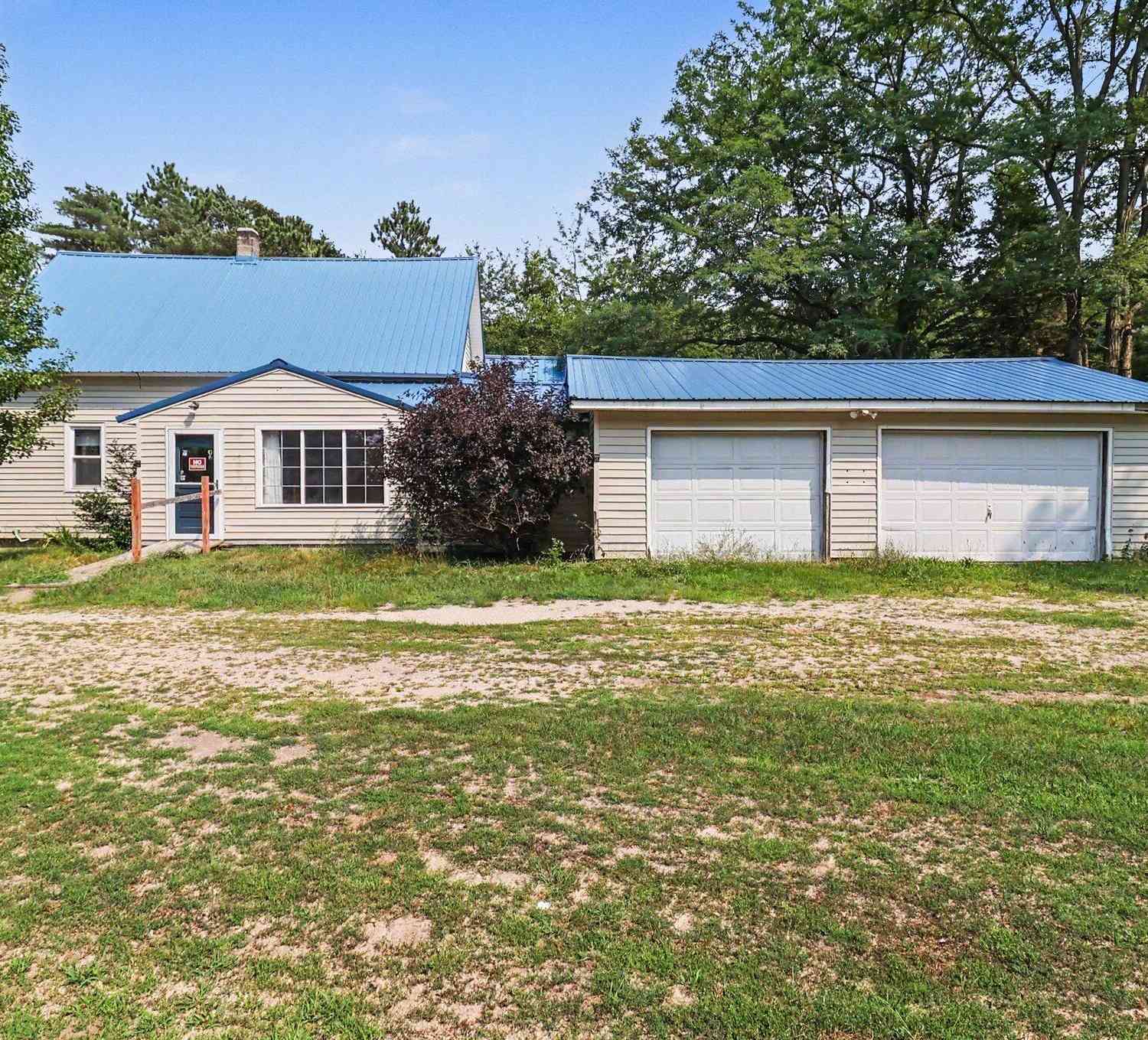 Homes For Sale - 3601 Sass Road<br/> Mason County, Manistee, MI 49660