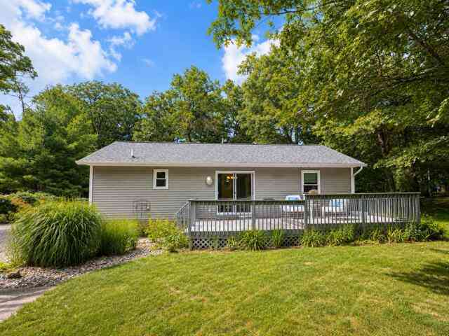 Homes For Sale - 553 W Garfield Road<br/> Twin Lake, MI 49457