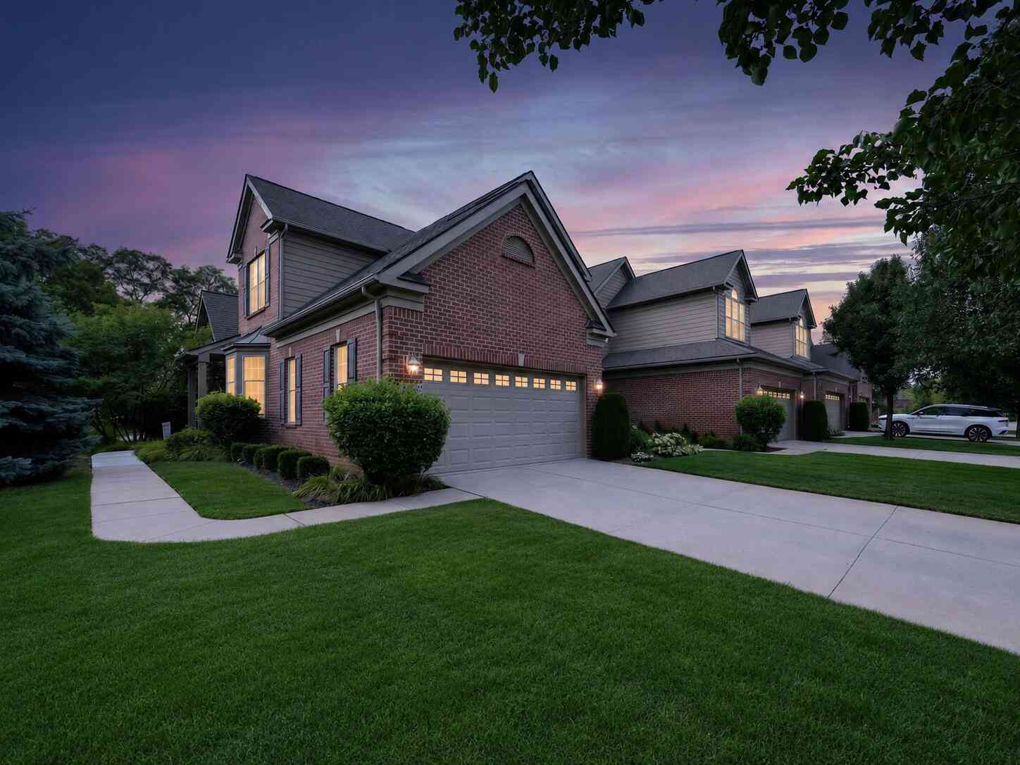 Condo For Sale - 44742 Broadmoor Circle<br/> Northville, MI 48168