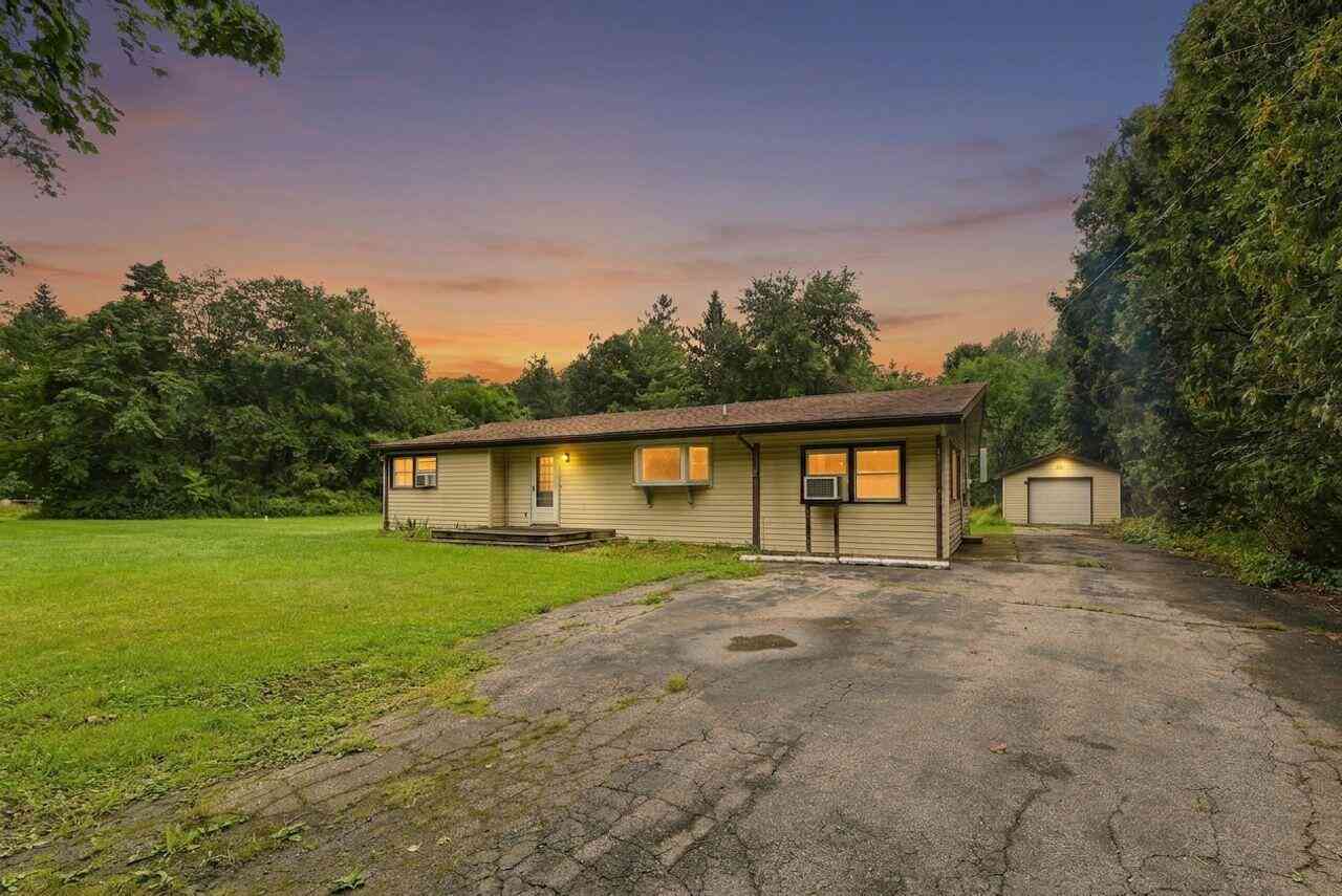 Homes For Sale - 8887 Elm Valley Road<br/> Union Pier, MI 49129