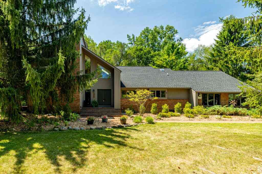 Homes For Sale - 3447 River Pines Drive<br/> Ann Arbor, MI 48103