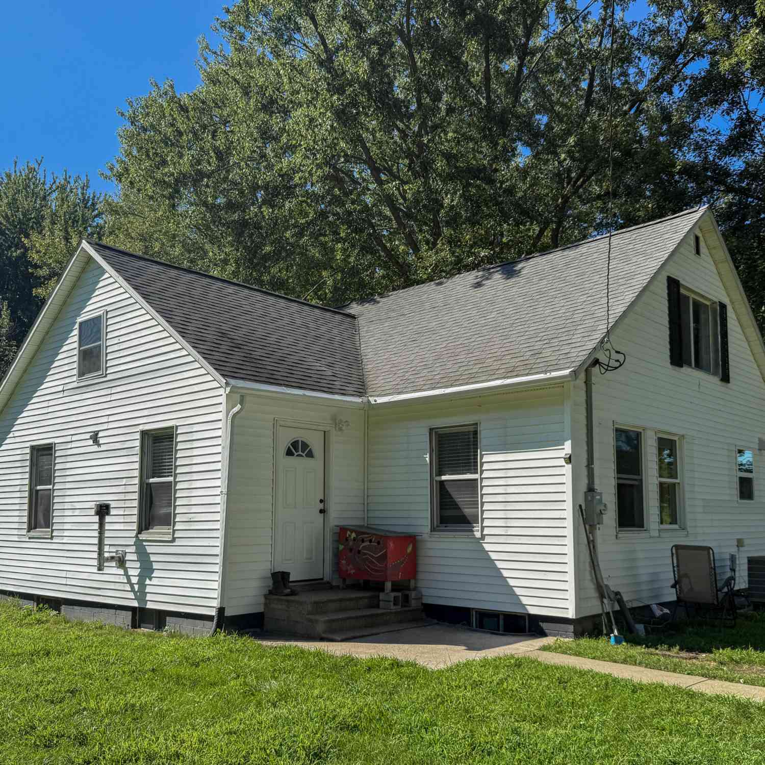 Homes For Sale - 2661 E Empire Avenue<br/> Benton Harbor, MI 49022