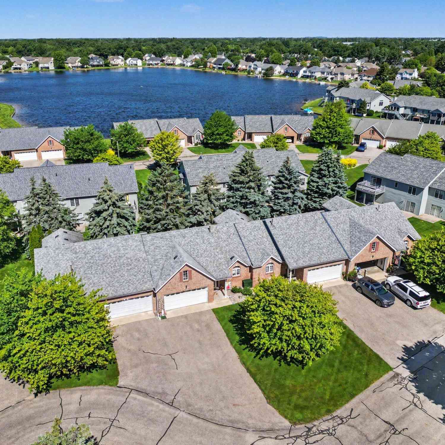 Condo For Sale - 2839 Jewel Court<br/> Holland, MI 49424