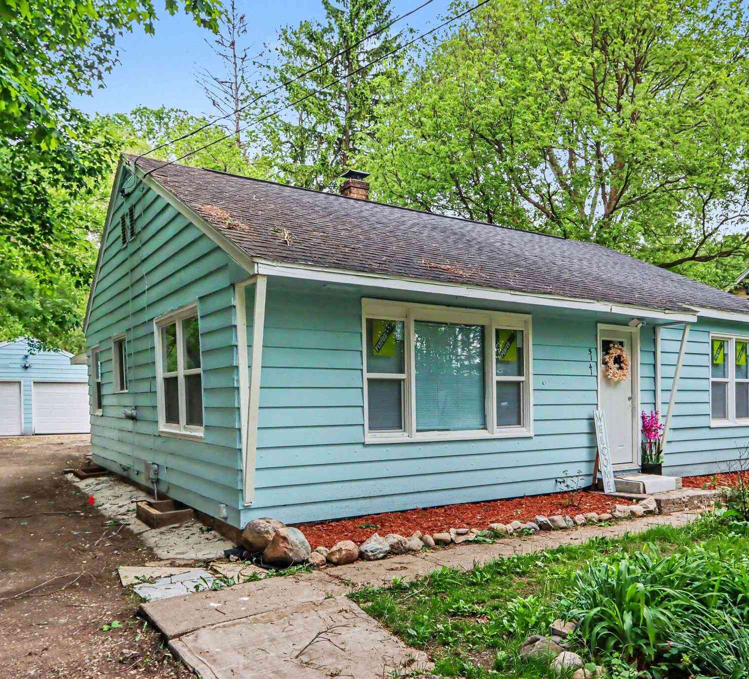 Homes For Sale - 5141 N Westnedge Avenue<br/> Kalamazoo, MI 49004
