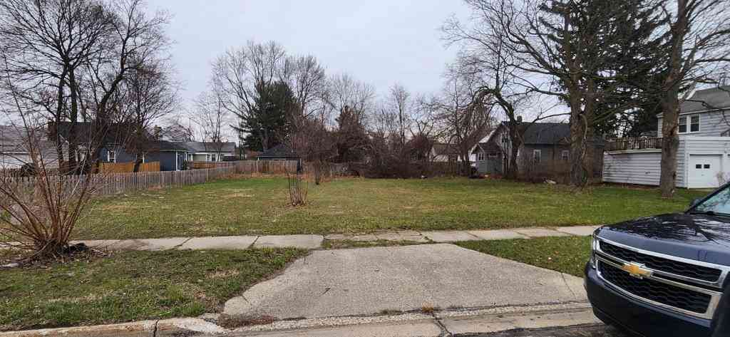 Vacant Land For Sale - 1236 Pine Street<br/> Muskegon, MI 49442