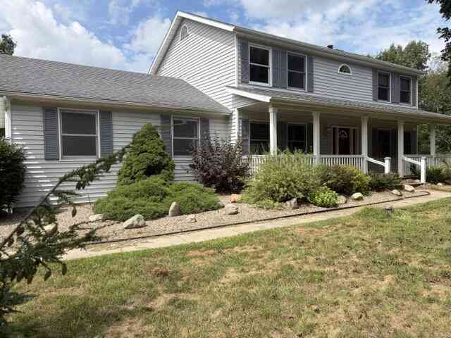 Homes For Sale - 13401 8 1/2 Mile Road<br/> Calhoun County, Battle Creek, MI 49014