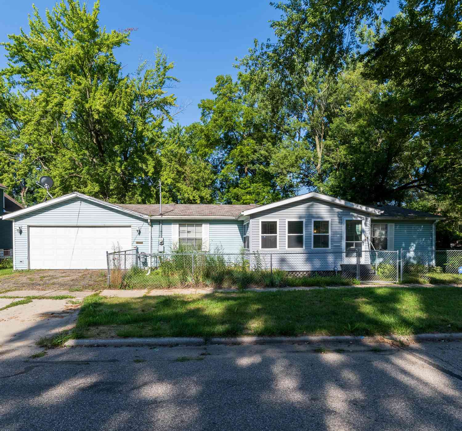 Mobile Home For Sale - 1321 Princeton Avenue<br/> Kalamazoo, MI 49007