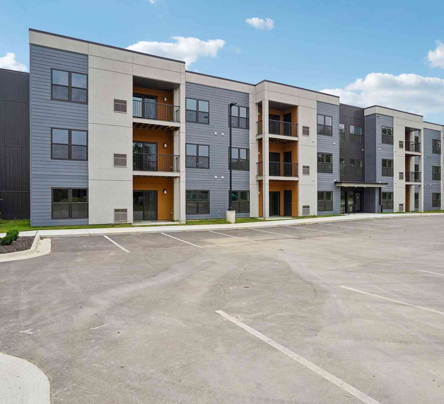 Apartment For Rent - 2645 Burton Road #3-2<br/> Washtenaw County, Ann Arbor, MI 48104