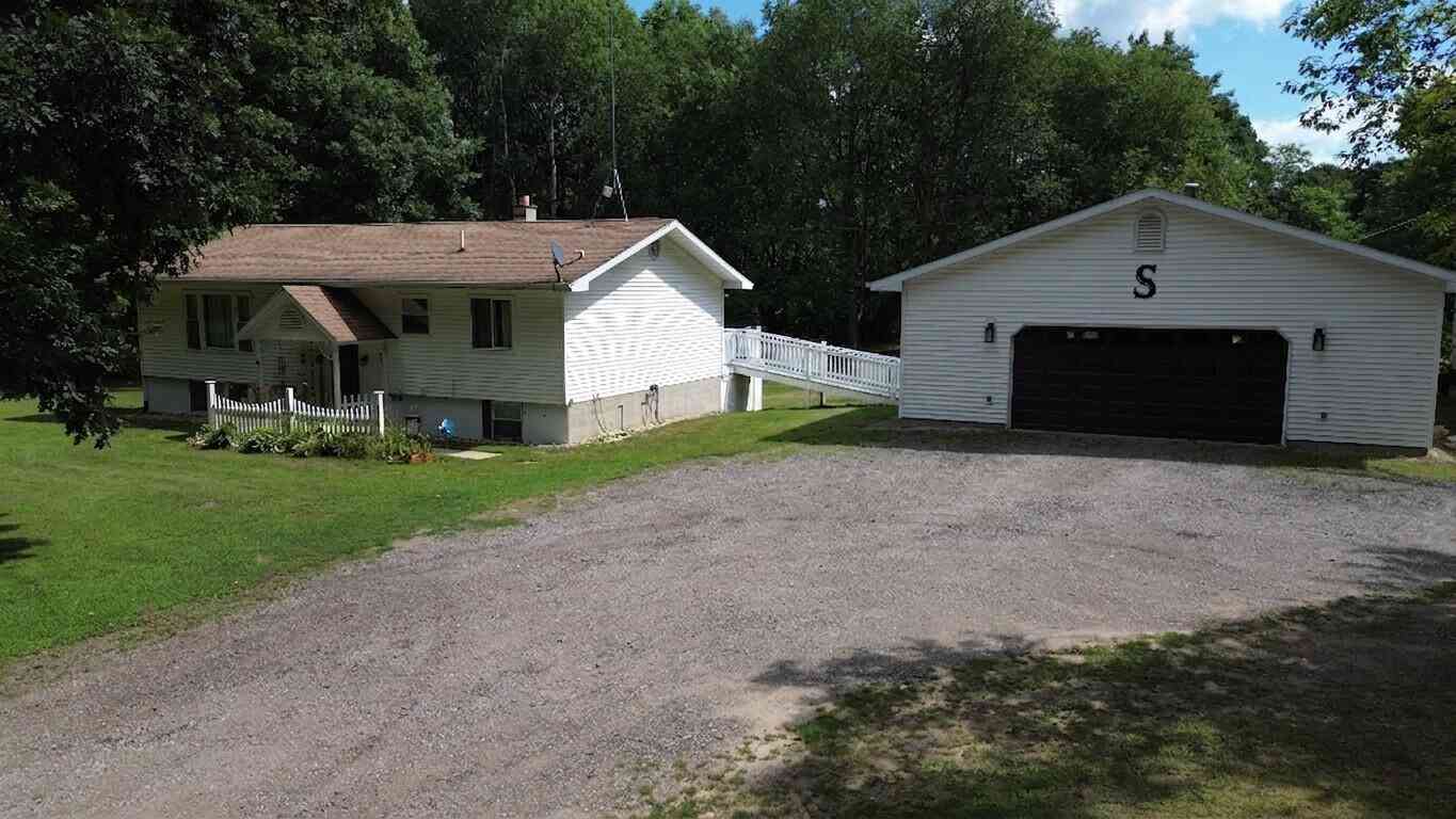 Homes For Sale - 10950 N Pine Grove Road<br/> Vestaburg, MI 48891