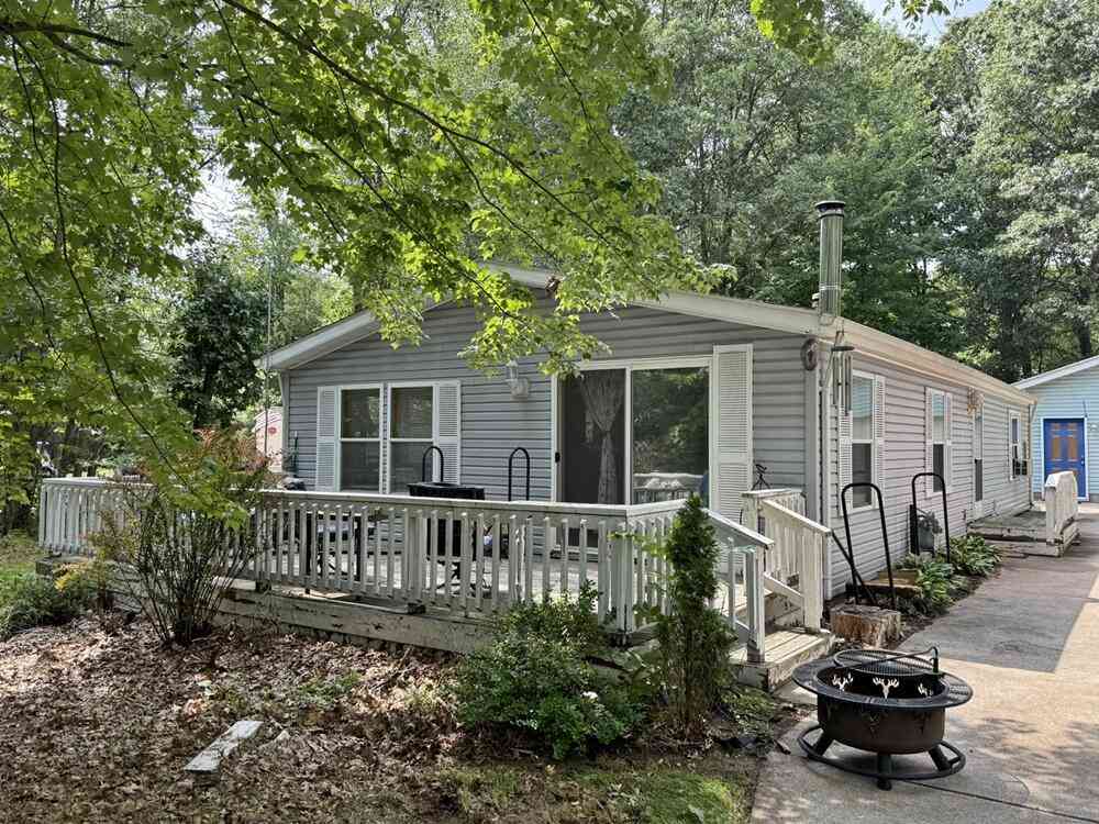 Mobile Home For Sale - 3140 Lake Of The Pines Drive<br/> Lake, MI 48632