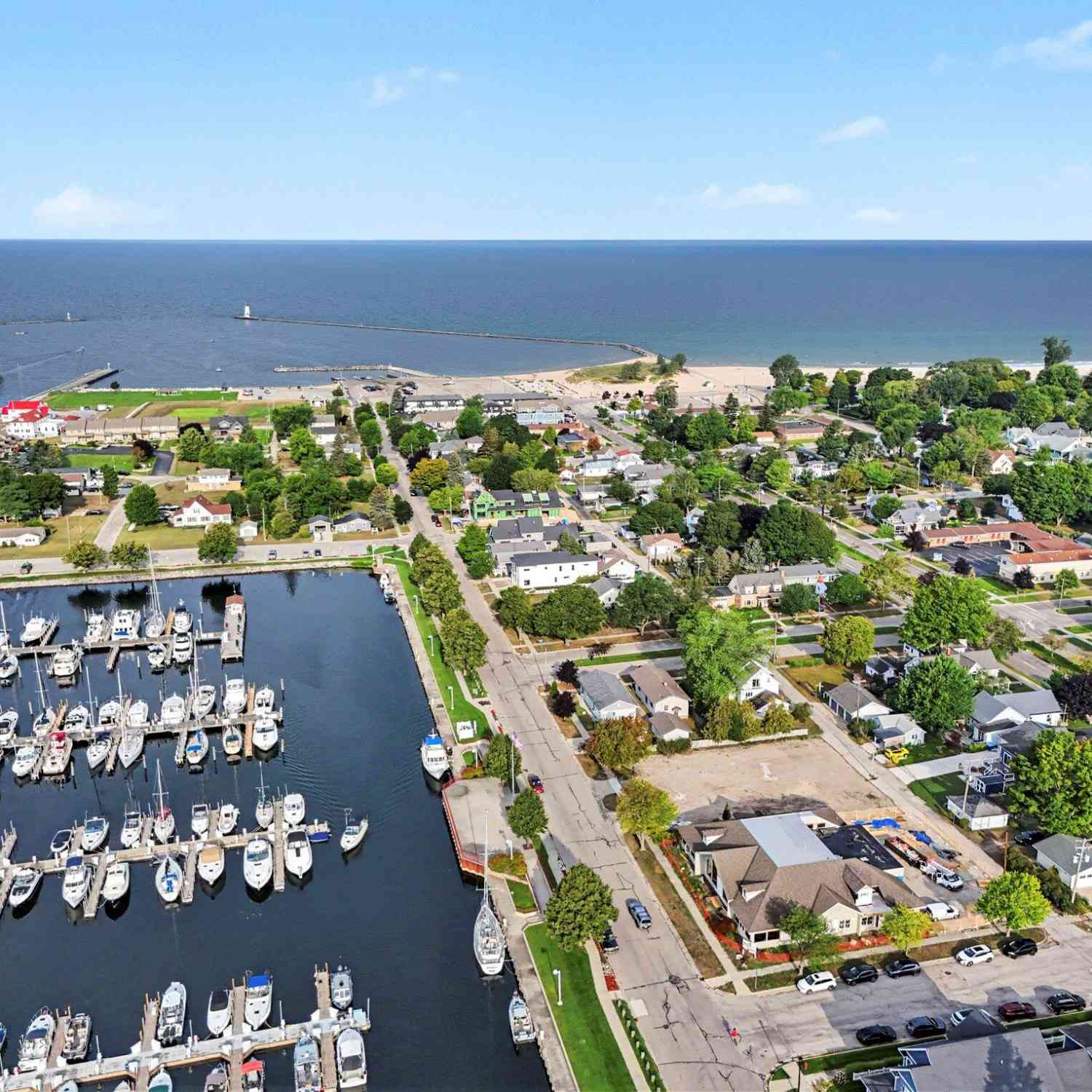 Condo For Sale - 502 W Loomis Street #103<br/> Ludington, MI 49431