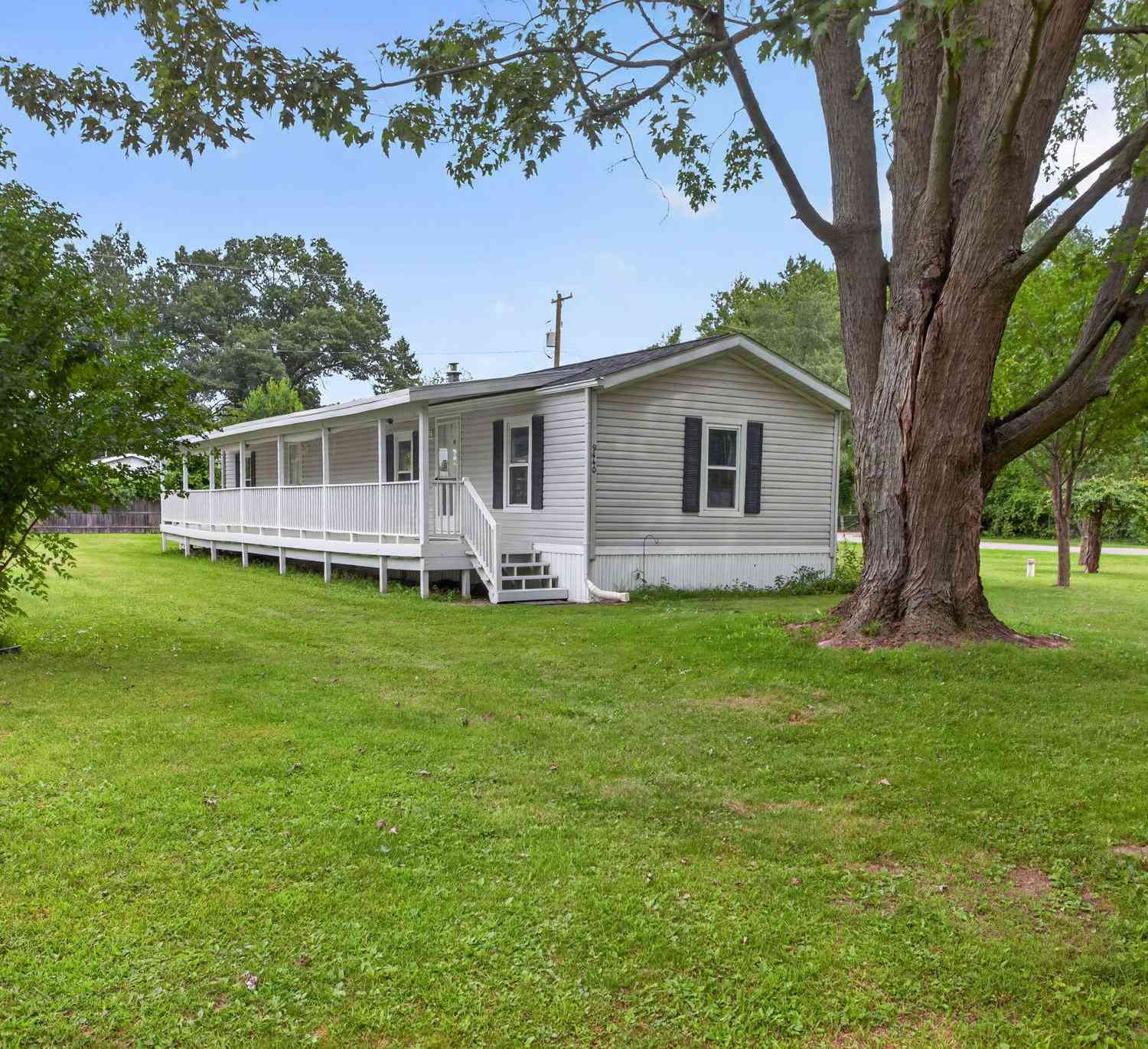Mobile Home For Sale - 9440 Stetler Drive<br/> Jackson, MI 49201